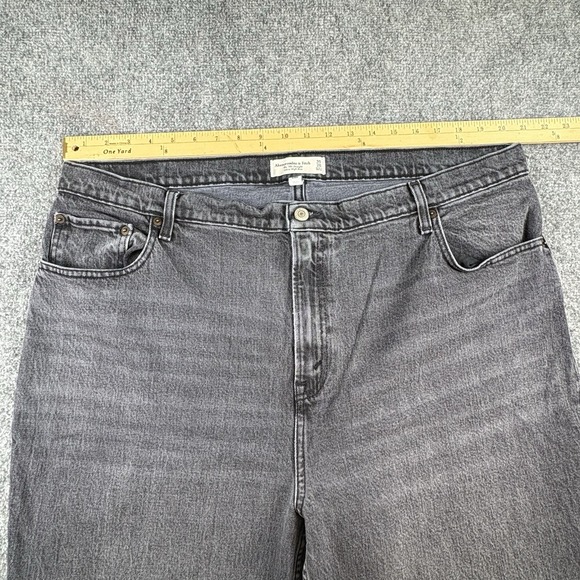 Abercrombie Fitch 90s Straight High Rise Jeans 35L 42x32‎ Faded Black Curve Love - Picture 12 of 16